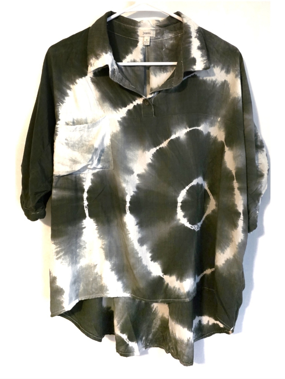 JODIFL Tie-Dye Button Pullover Shirt in Grey & White M